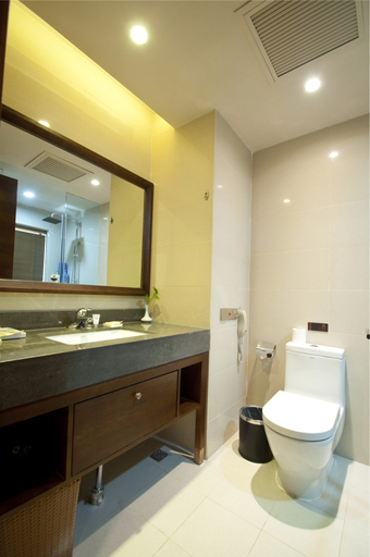 Bathroom 2, Linyi Ronghua Hotel (People's Square Railway Station), Linyi