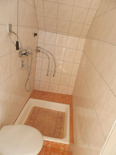 Bathroom 2, Guest House Bradas- Twin Room with Shared Bathroom No4, Dubrovnik