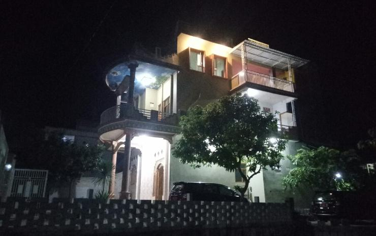 Exterior & Views, Hennoyustian Homestay, Lamongan