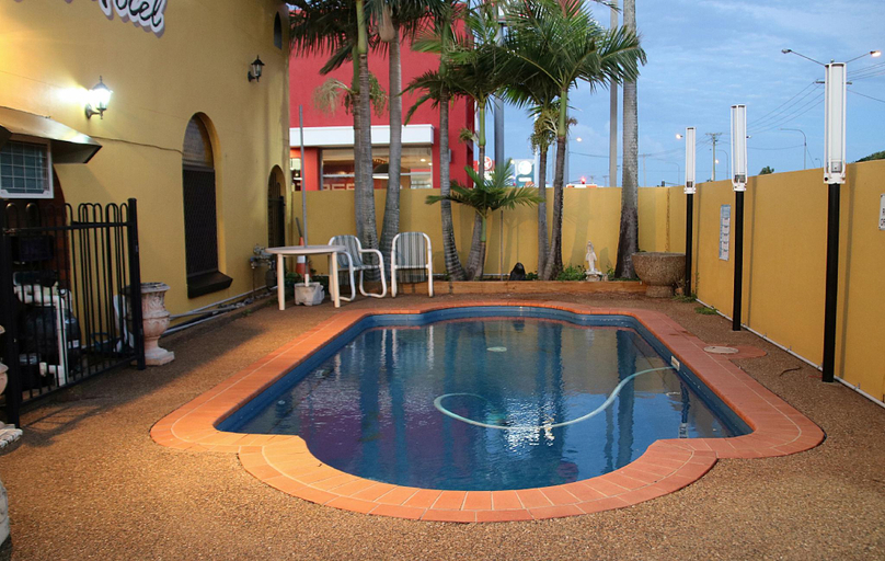 Sport & Beauty 4, Bourbong St Motel, Bundaberg