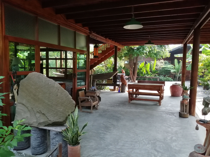 Public Area 2, Rustic Charm Suphan, Doembang Nangbua