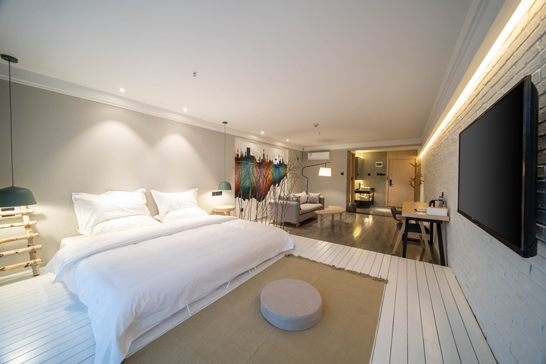 Bedroom 2, Yuguang Art Hotel, Kunming