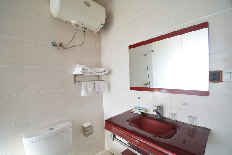 Bathroom 3, Junyi Hotel (Tianjin Binhai International Airport  Huaming Branch), Tianjin
