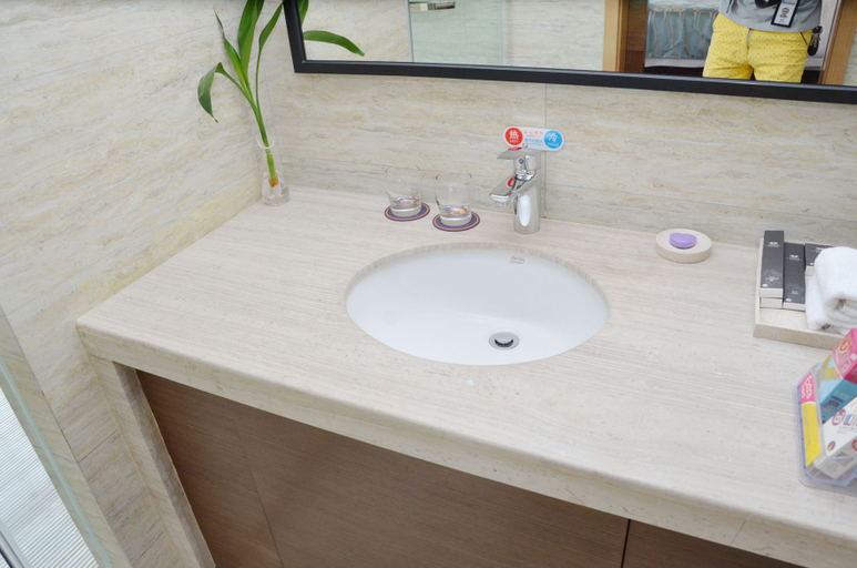 Bathroom 3, Viola Hotel Express, Chengdu