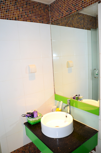 Bathroom 2, ホテル(), Liaocheng