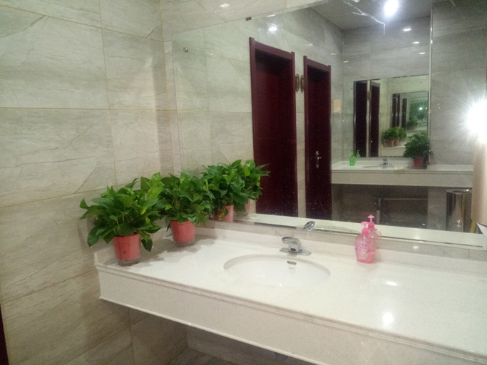 Bathroom, Quyang Liting Hotel, Baoding