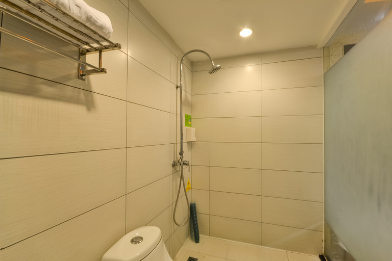 Bathroom 3, Elan Hotel (Lishui Zijin Road), Lishui