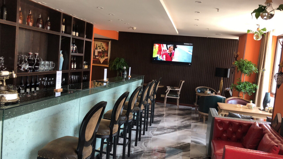 Food & Drinks 3, Starpai · Flower Hotel, Chongqing