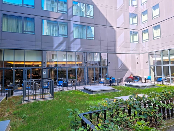 Exterior & Views 2, Courtyard by Marriott Paris Porte de Versailles, Hauts-de-Seine