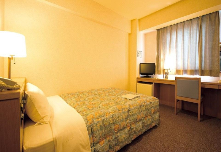Bedroom 2, Business Hotel Cosmos Tokushima, Tokushima