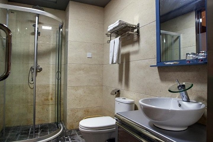 Bathroom, Wuyishan Juzhen Hotel, Nanping