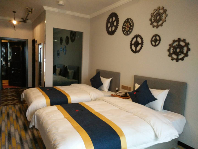 Bedroom 2, Jingli Fengqing Lake Hotel, Guiyang