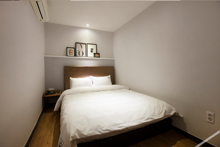 Bedroom 2, No. 25 Changwon Jinhae, Jinhae
