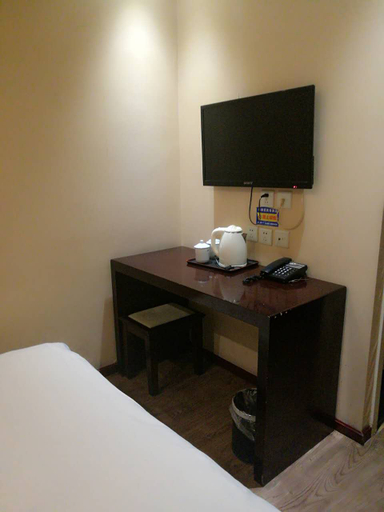 Bedroom, Chengtaiyuan Hotel, Beijing