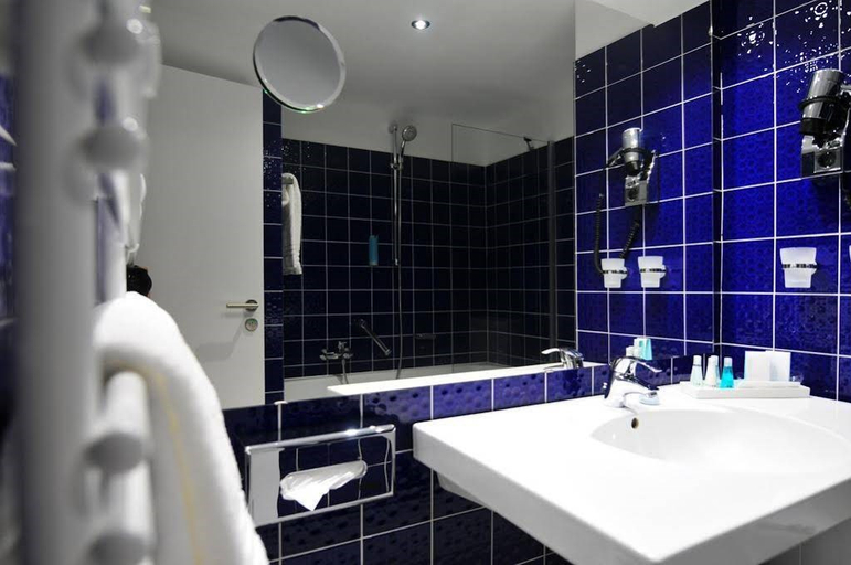 Bathroom, Hotel Rheingarten Duisburg, Duisburg