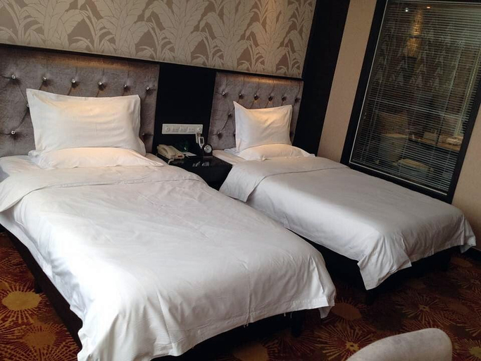 Bedroom 2, Mingshi Holiday Hotel, Ulaan Chab