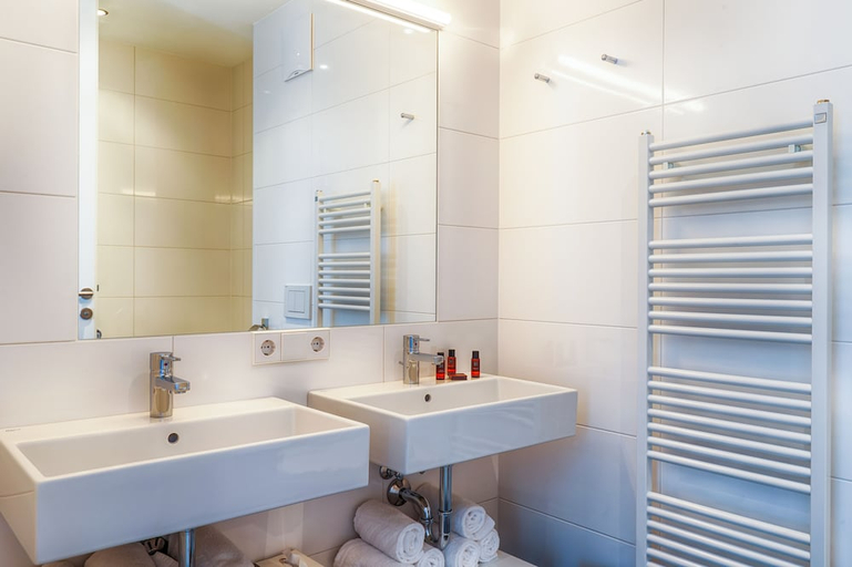 Bathroom 3, Residence Bellevue, Zell am See