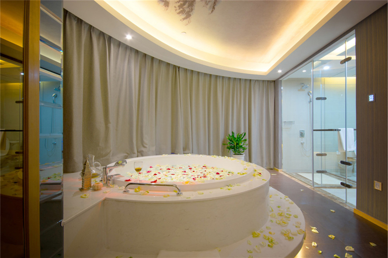 Bathroom, Ace International Hotel, Hanzhong