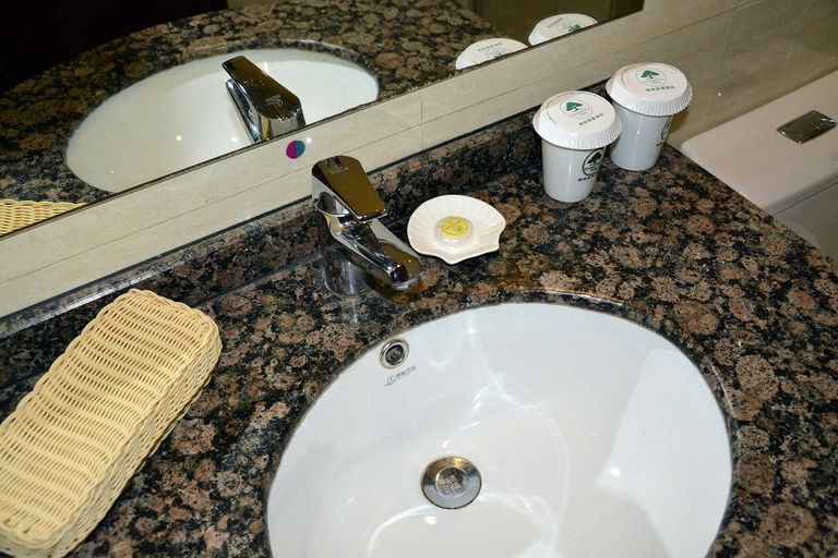 Bathroom, GreenTree Eastern Hotel, Huai'an