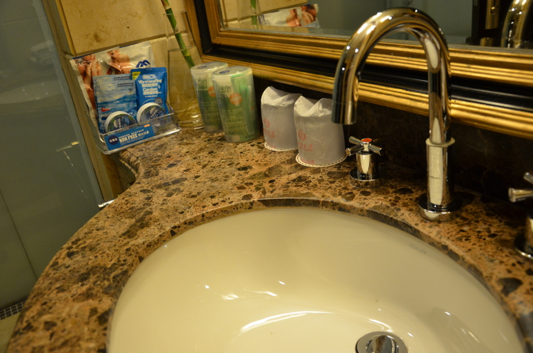 Bathroom 2, ホテル, Yangjiang