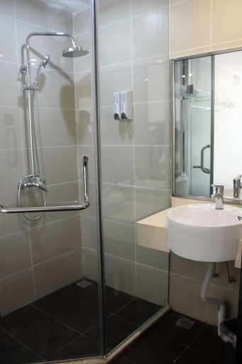 Bathroom 2, Hua Cheng Star Hotel, Fangchenggang