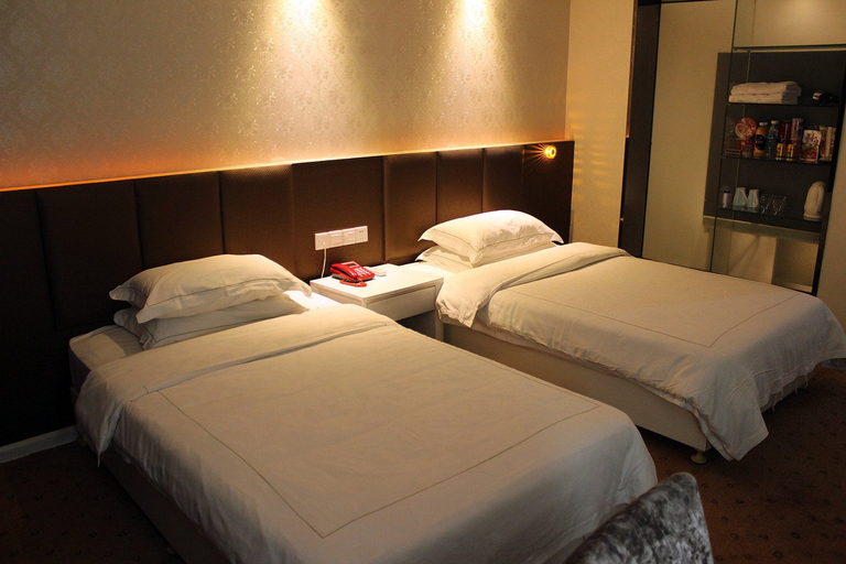 Bedroom 2, Li Ling Wei Ting Hotel, Zhuzhou