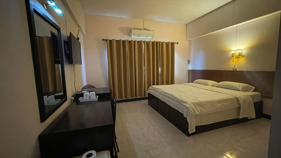 Bedroom 2, Thaen Thong Hotel, Muang Lamphun