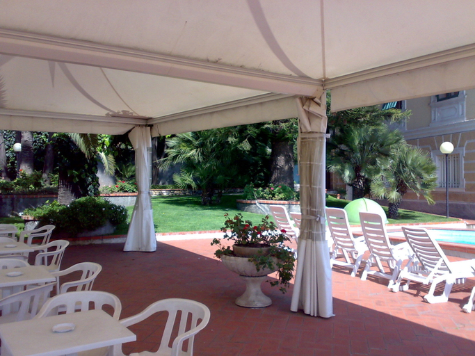 Food & Drinks 5, Residence Miramare, Imperia