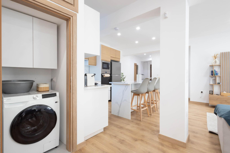 5, Sunlit Charm Modern 2BR Apartment with High-Speed WiFi, Attica