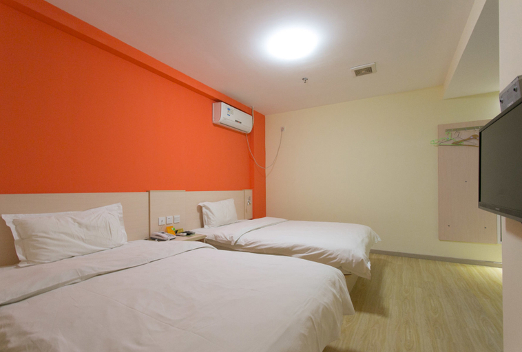 Bedroom 3, 7 Days Inn Selected (Beijing South Station Yongdingmen Subway Station), Beijing
