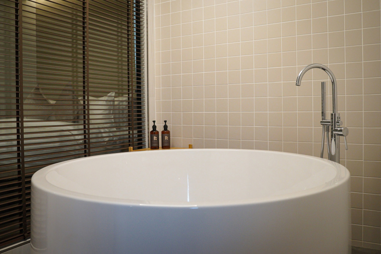 Bathroom 4, The Rise Suites Hotel Chiang Mai, Muang Chiang Mai