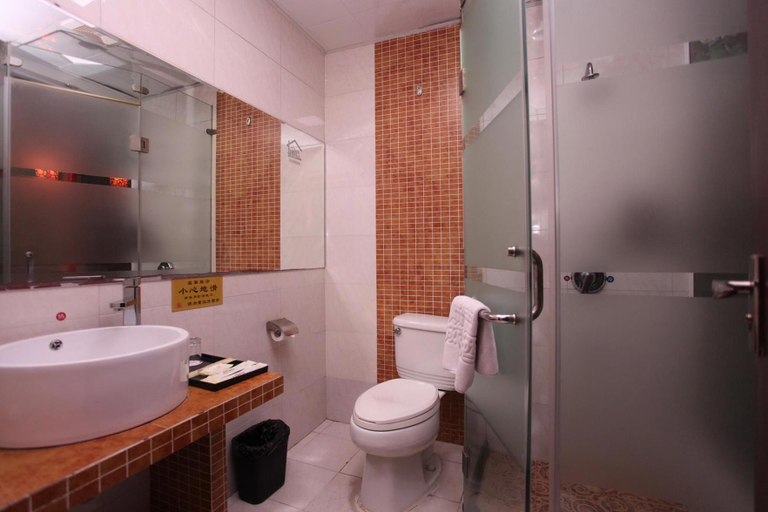 Bathroom 3, Starway Hotel Deyang Confucian Temple, Deyang