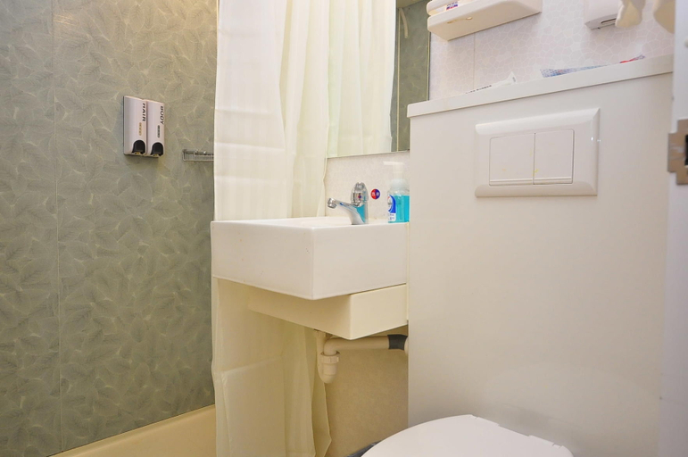Bathroom 2, グレースイン(Grace Inn)チェーンホテル(), Jinan