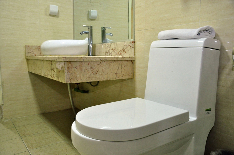 Bathroom 3, Rezen Hotel Zhongshan Road XiaMen, Xiamen