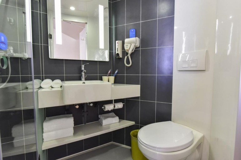 Bathroom 3, HanTing Hotel (Xining Fengqing Road Convention Center), Xining