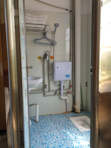 Bathroom 3, Hengxian Sunshine Hotel, Nanning