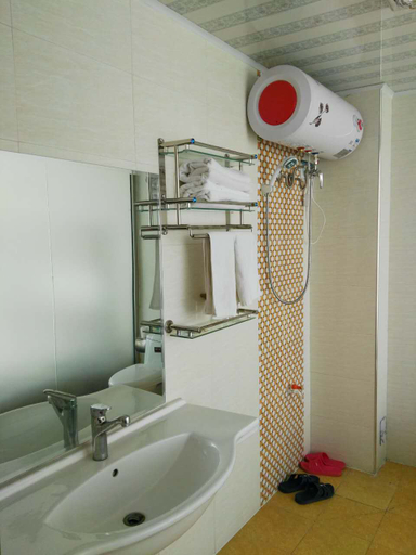 Bathroom, Haojin Business Hotel, Xilin Gol
