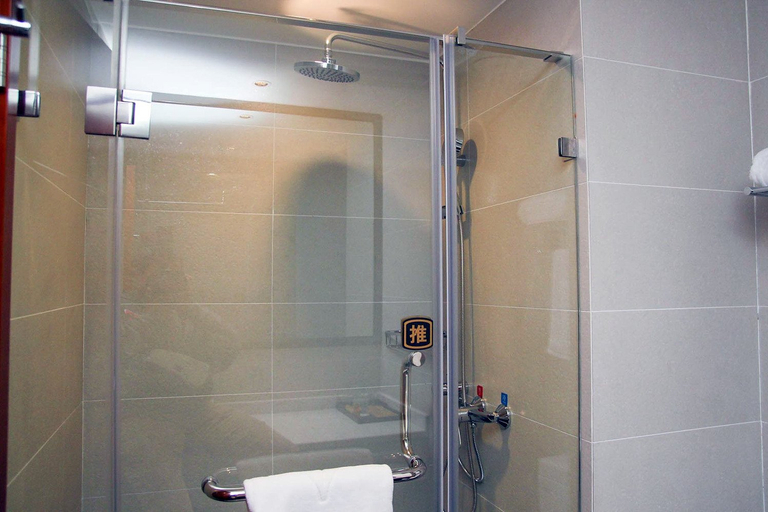 Bathroom 5, Yasi Boutique Hotel, Yichang