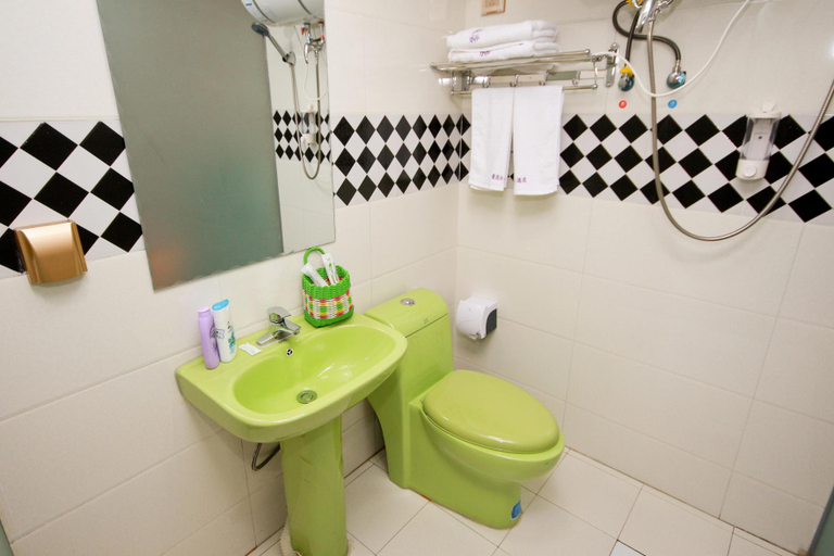 Bathroom, Eiffel Hotel, Xi'an