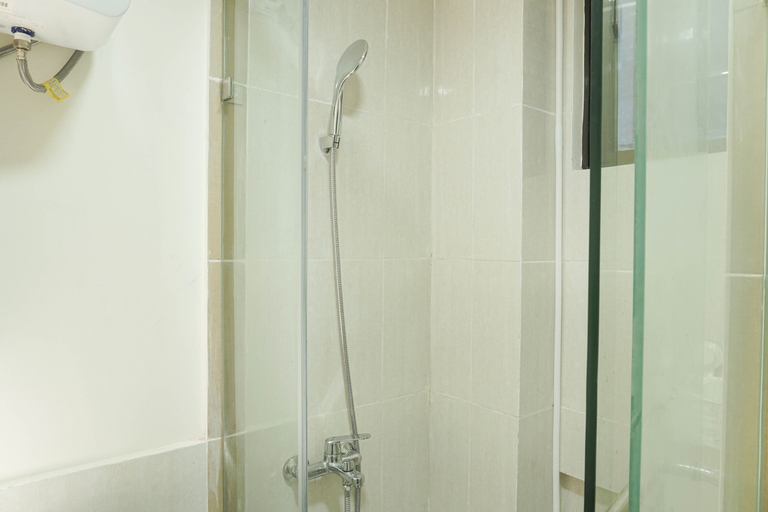 Bathroom 3, Brand New and Modern 2BR Meikarta Apartment, Cikarang