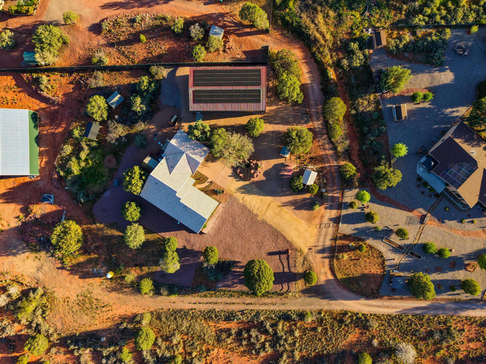 Room 4, Private Indoor Pickleball Court Red Rock Views, Yavapai