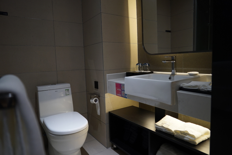 Bathroom 3, LANOU Hotel (Yancheng Dafeng District Yongtai Square), Yancheng