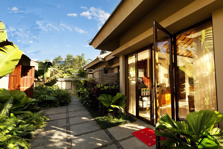 Exterior & Views 1, Qixian Yaochi Hot Spring Resort, Hainan