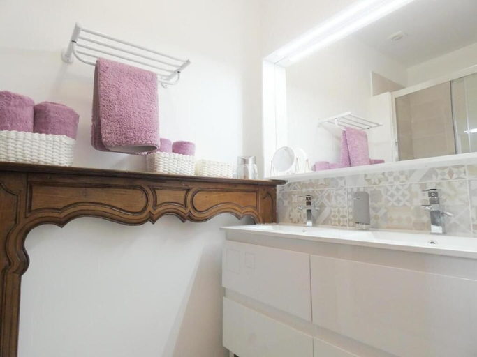 Bathroom 3, シャンブル ドット ドゥ プマタン, Landes
