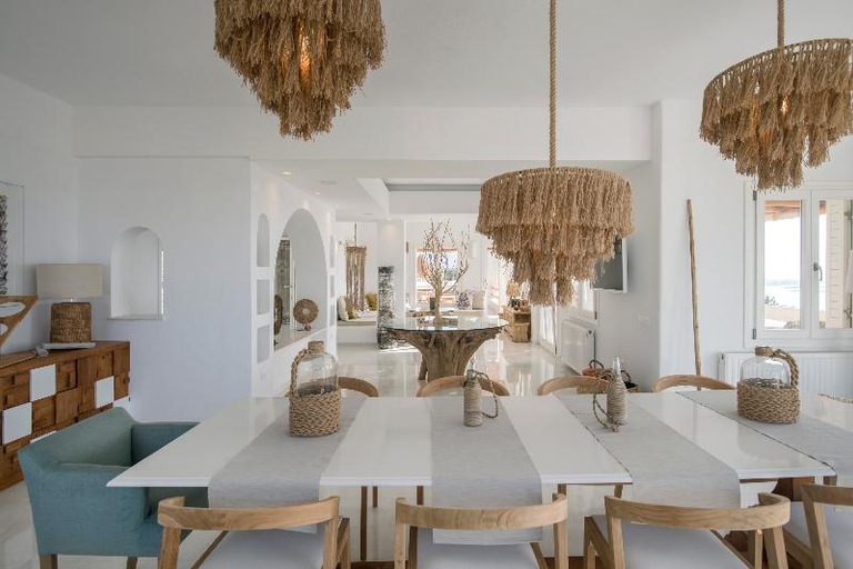 Food & Drinks 5, Mythic Paros, South Aegean