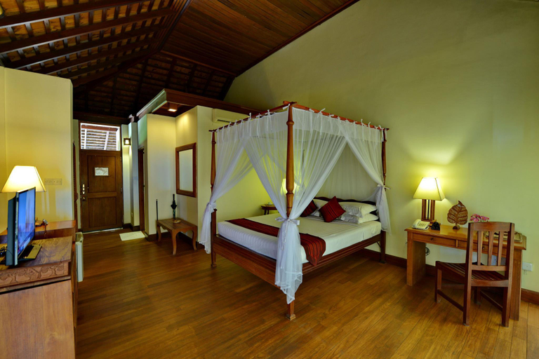 Bedroom, Popa Mountain Resort, Myingyan