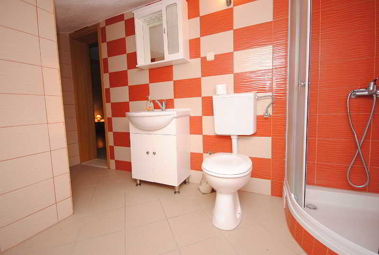 Bathroom, Perkovic Ana, Kaštela