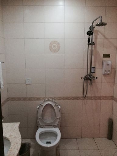 Bathroom 3, Shangri-La Business Hotel, Weifang
