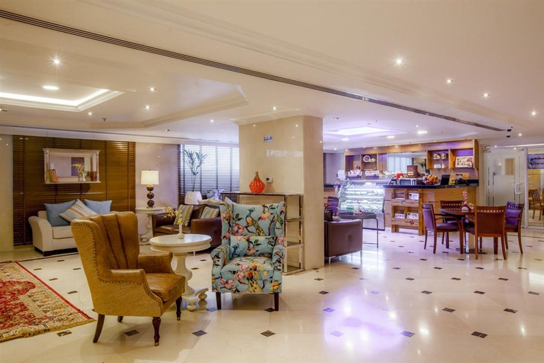 Food & Drinks 3, Golden Sands Hotel Apartments 3, Dubai