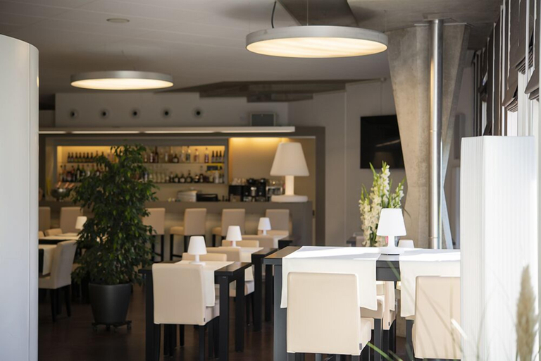Food & Drinks 4, Hotel CIP, Courtelary